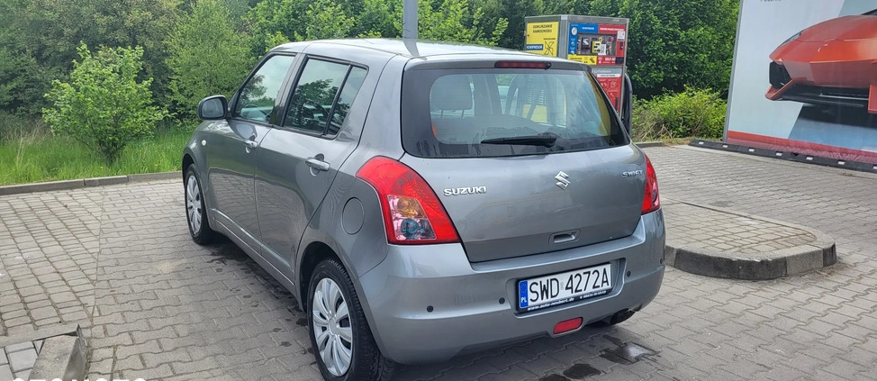 Suzuki Swift cena 15900 przebieg: 172000, rok produkcji 2008 z Jasień małe 529